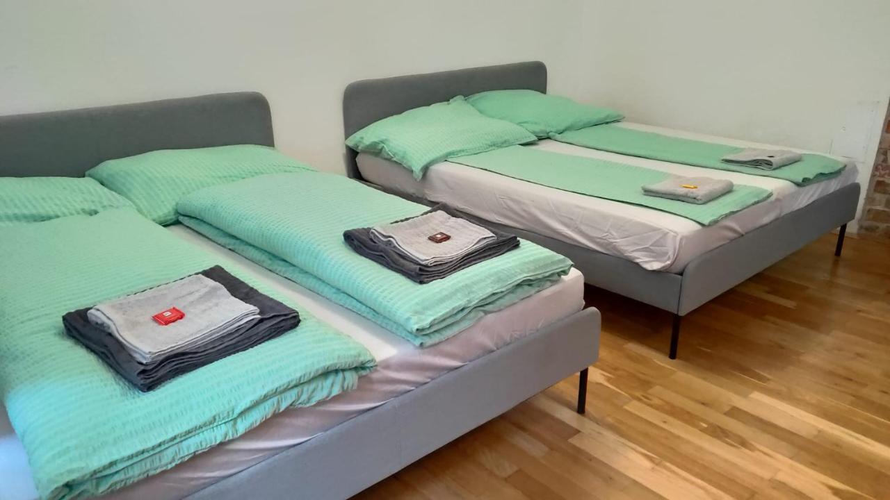 Cozynite Premium Apartment Stadthalle เวียนนา ภายนอก รูปภาพ